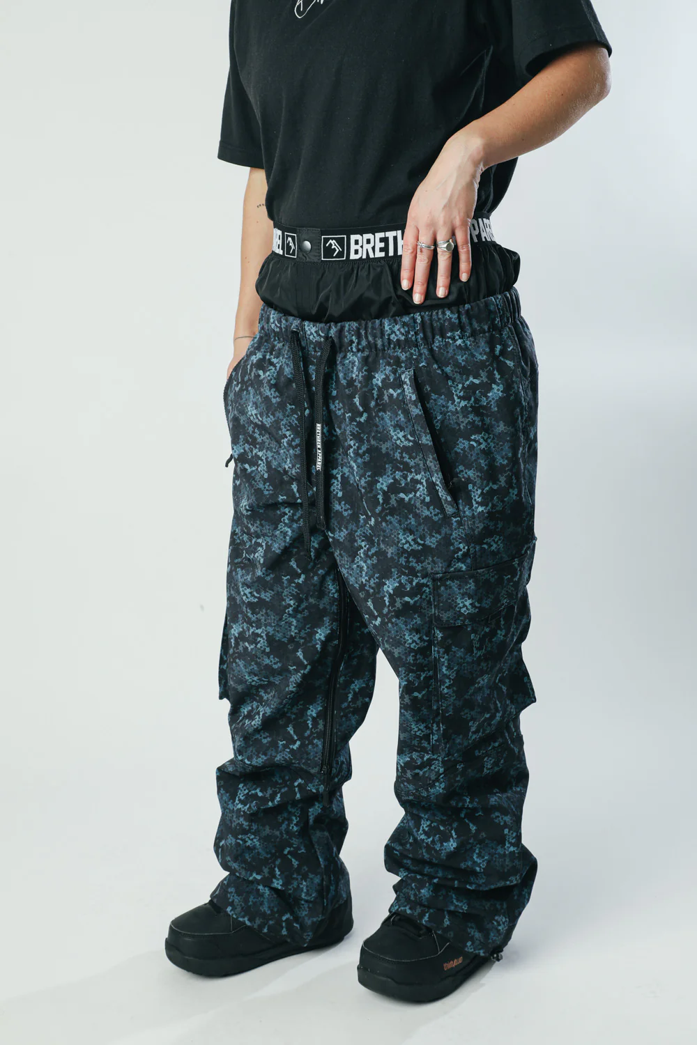 Access Cargo Pants Crypto Camo - Image 3
