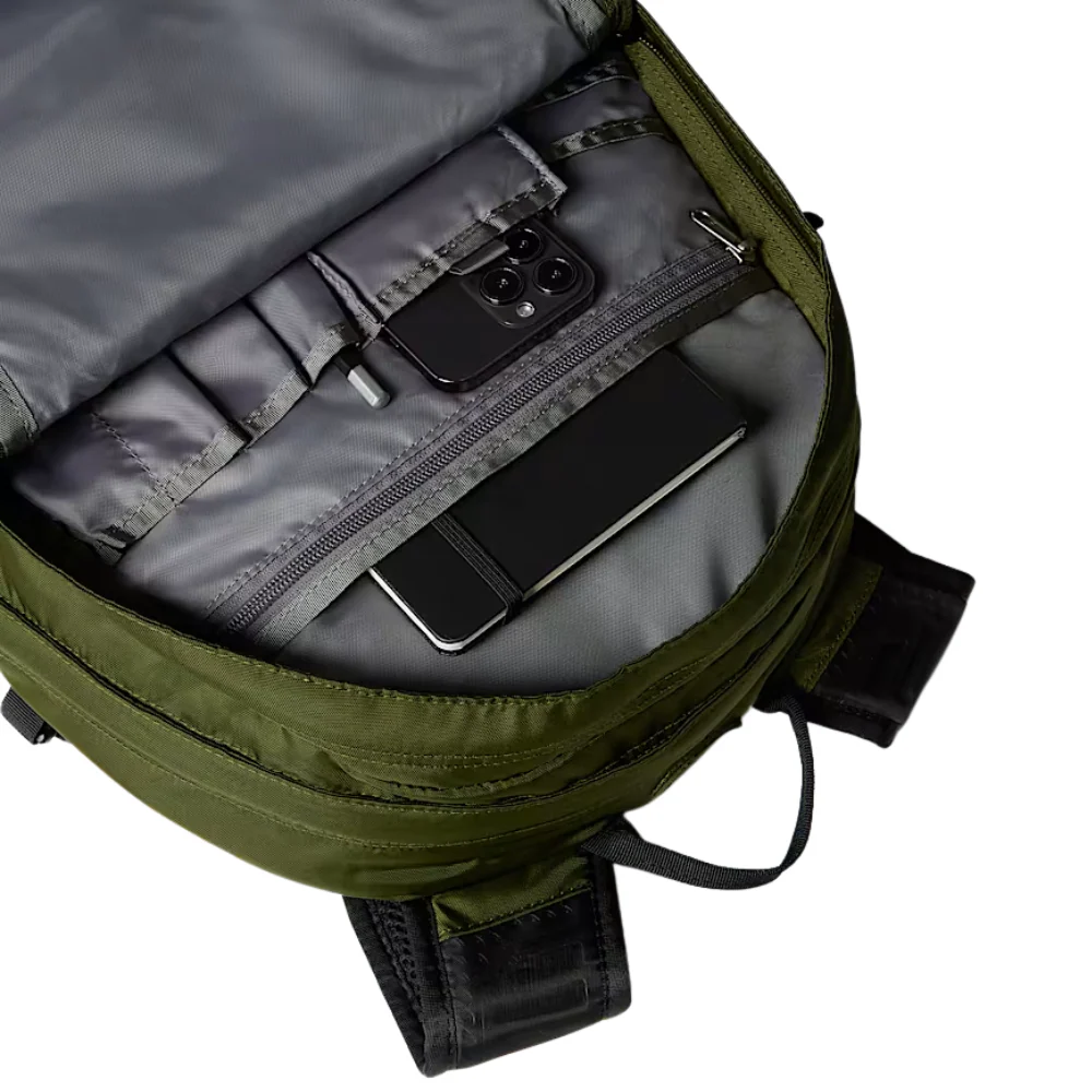 Borealis Classic Backpack Woodland Green/TNF Black - Image 4
