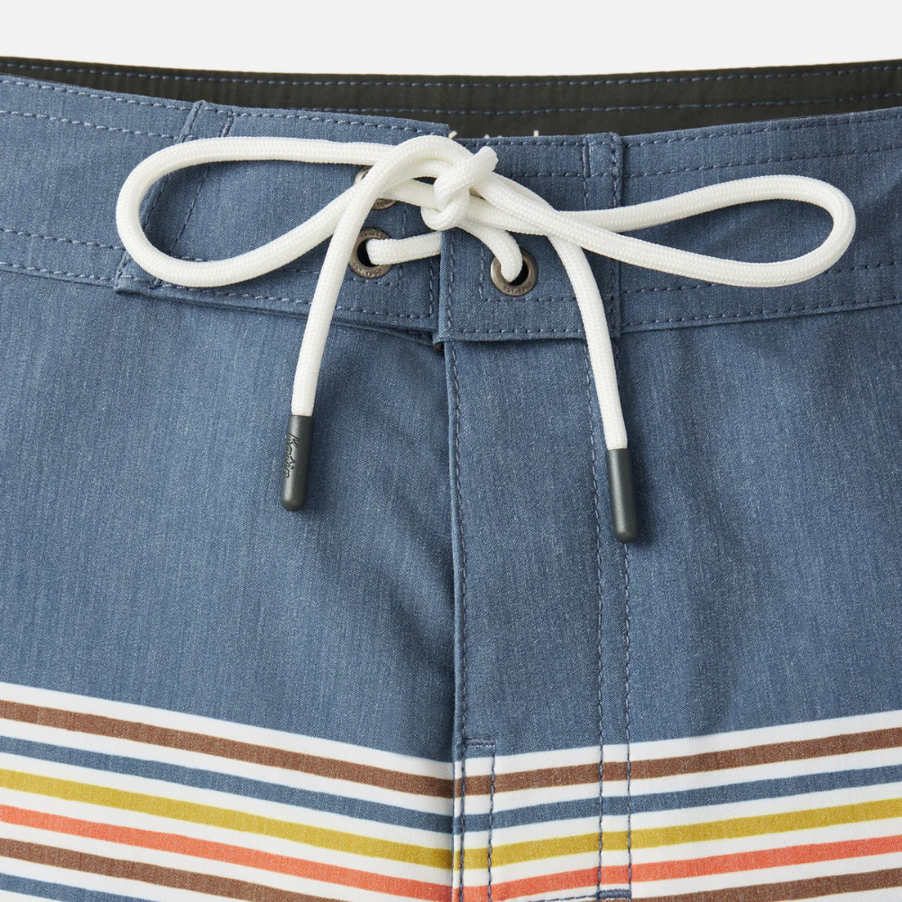 Roam Hybrid Boardshorts Washed Blue - Image 3