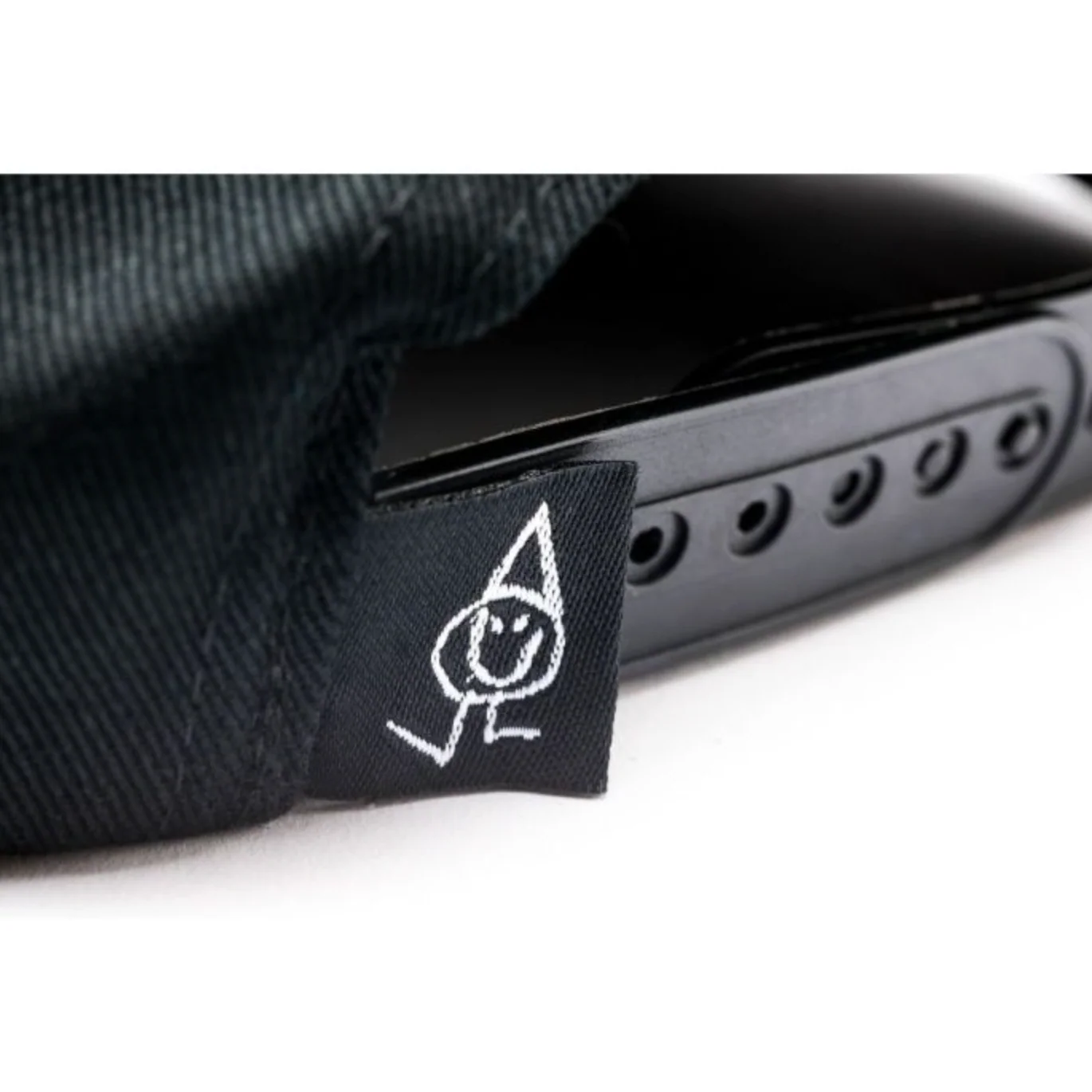 Lib 5 Panel Hat Black - Image 3