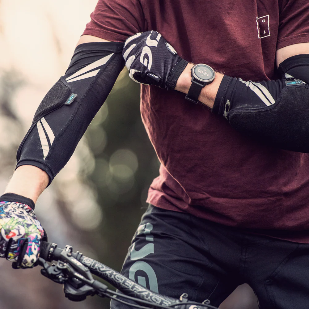 MTB Elbow Pad Dermis A Black - Image 3