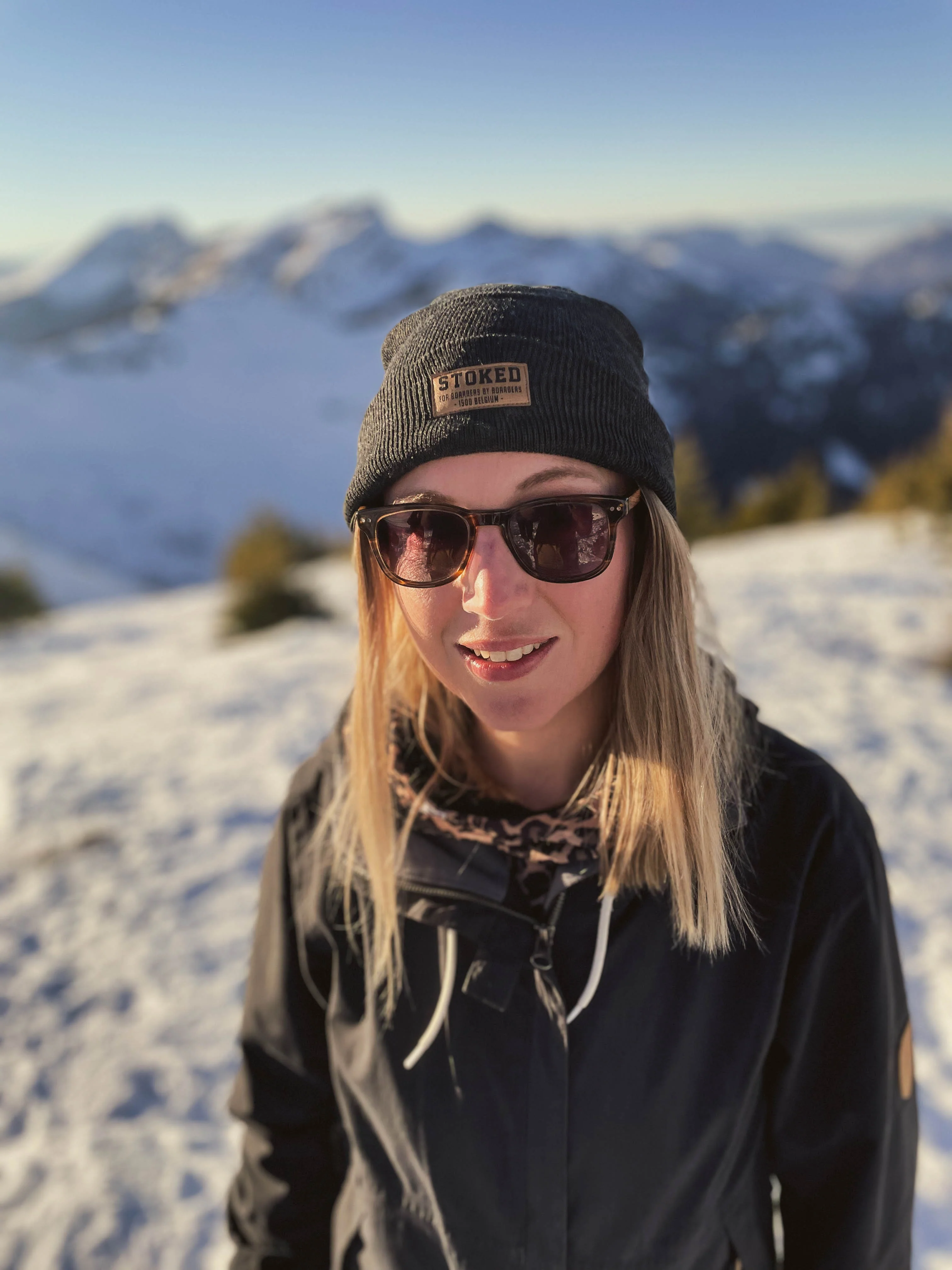 Original Cuffed Beanie Caramel - Image 6