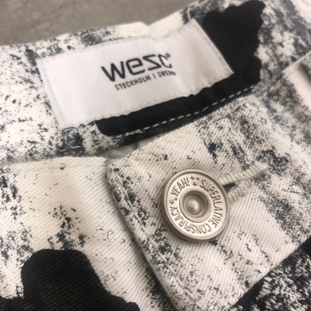 Rai Chino Shorts White - Image 3