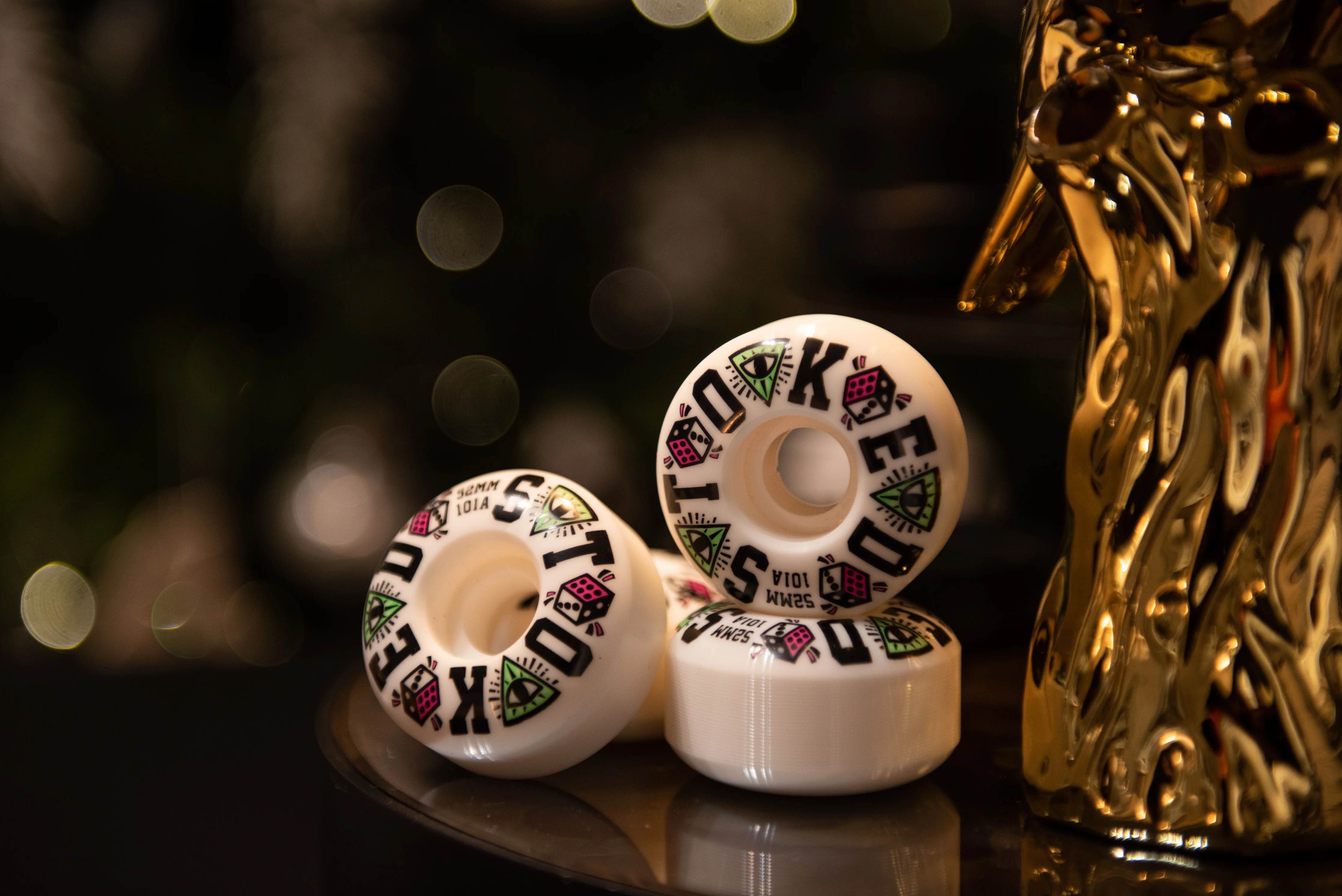 S1 Illuminati 101a Dice 52mm Skateboard Wheels - Image 11