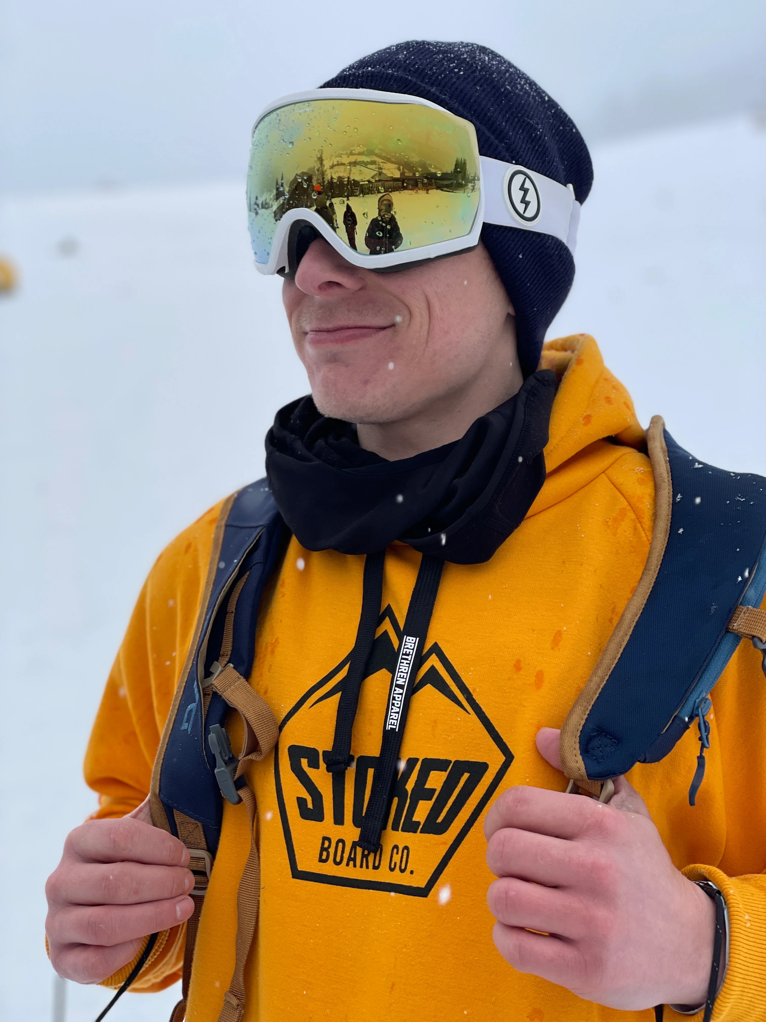 Shred Snowboard Hoodie Yellow - Image 3
