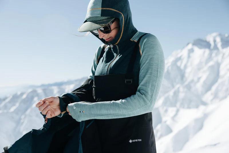 Womens Classic Thermal Merino Baselayer 1/2 Zip Hoodie Twilight Blue/ Arctic Green - Image 5