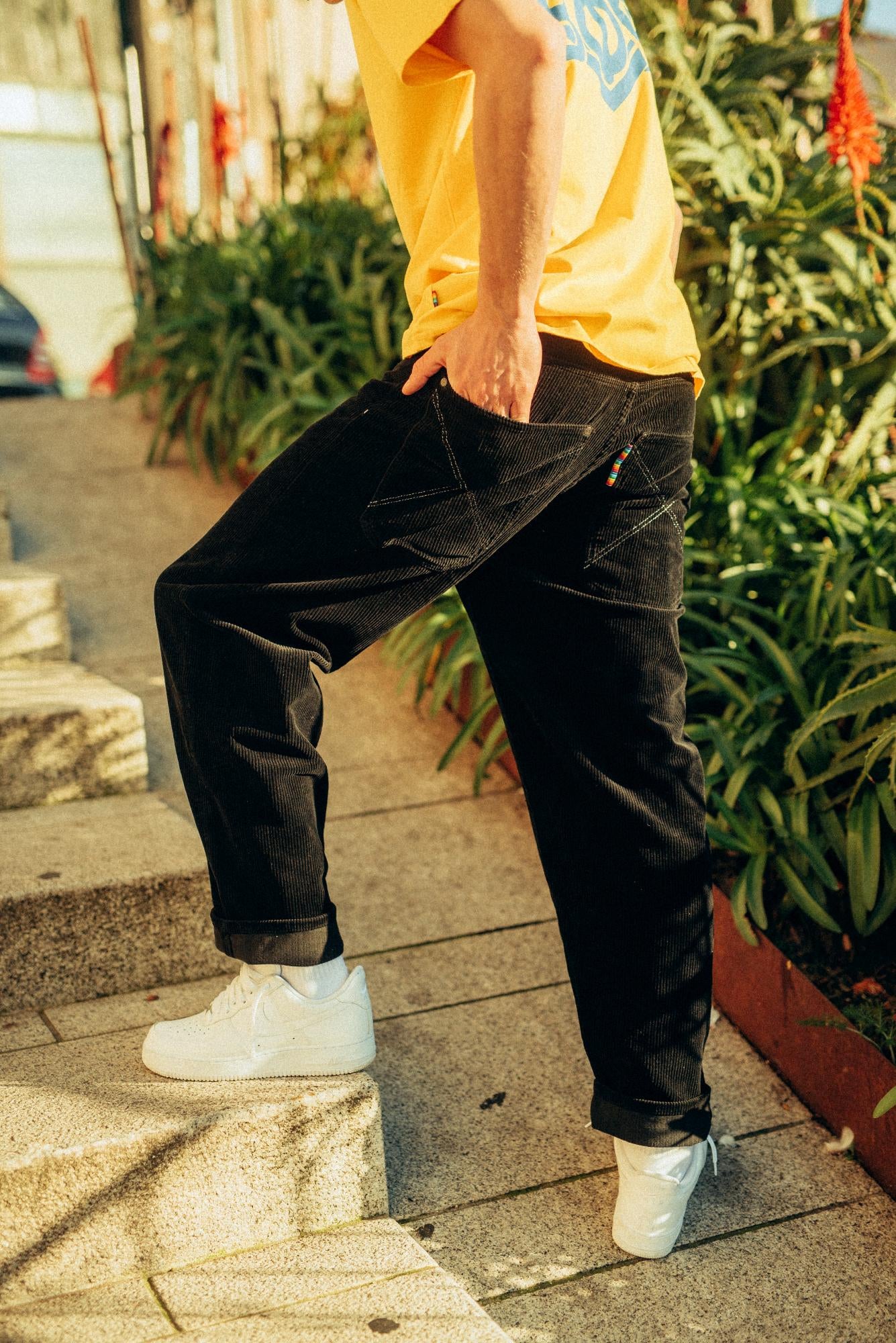 X-Tra Baggy Cord Pants Black - Image 6