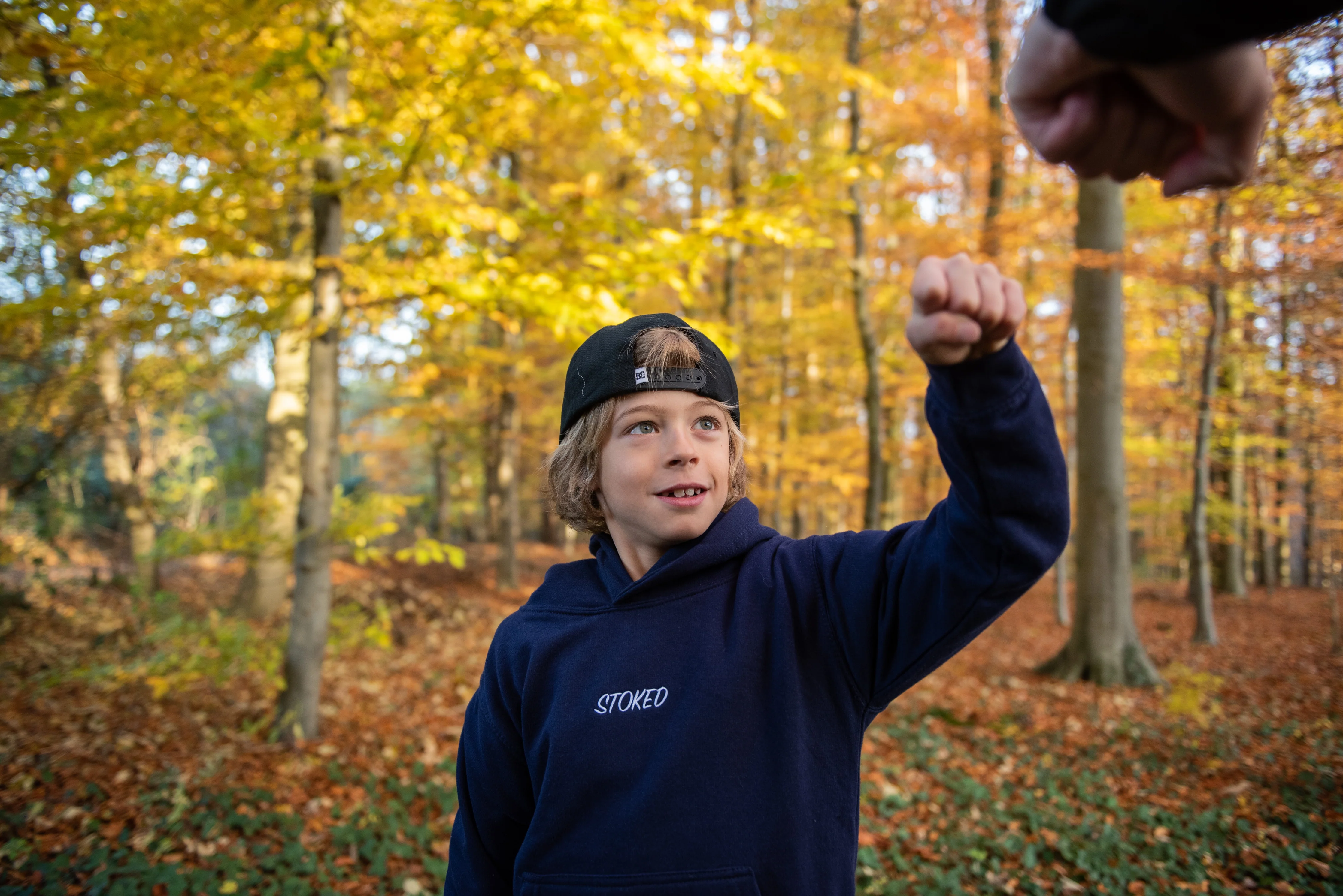 Kids Lightweight Script Hoodie Navy - Image 4